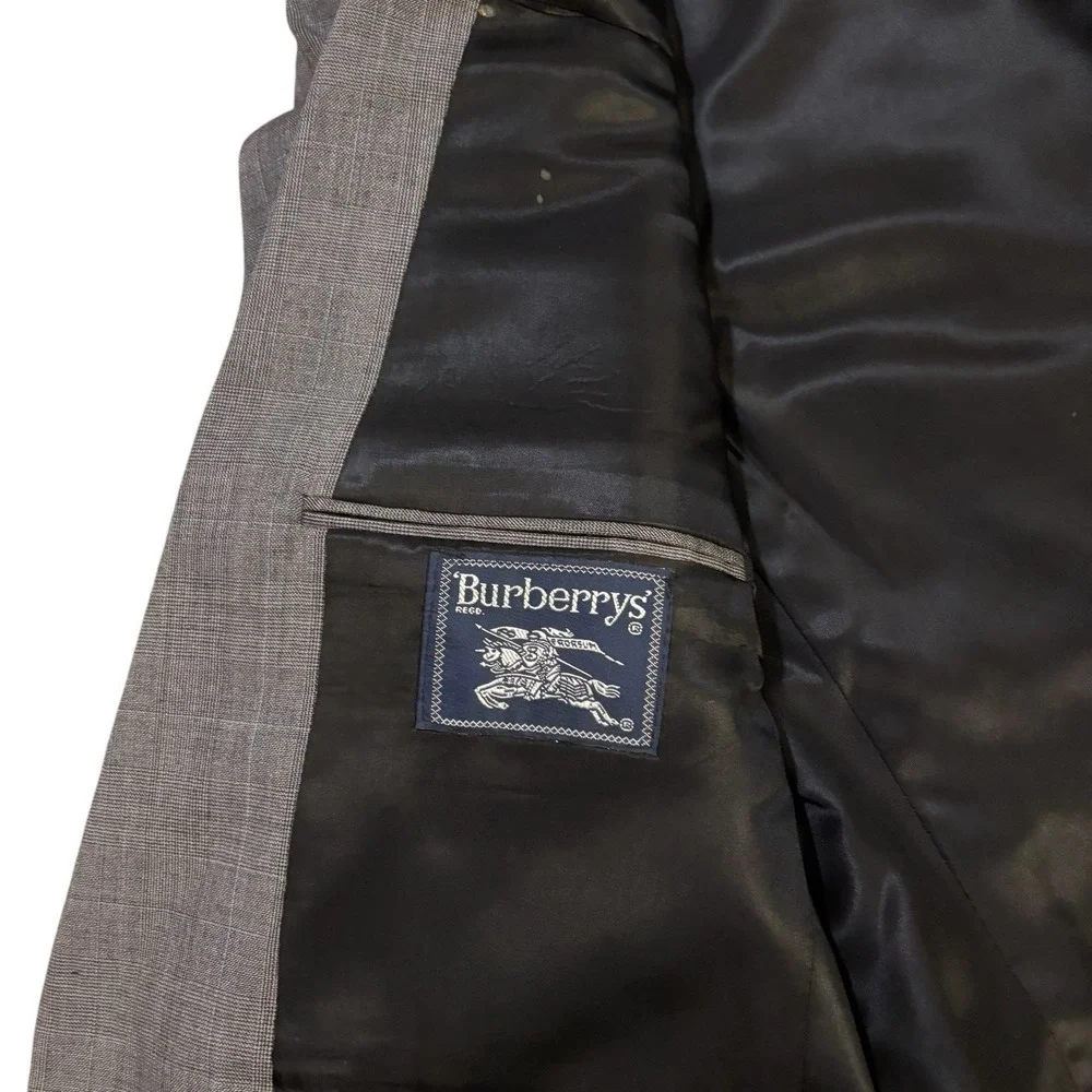 Burberry great one